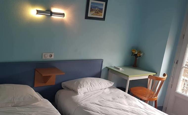 Hotel A La Croix De Malte Lourdes Buitenkant foto